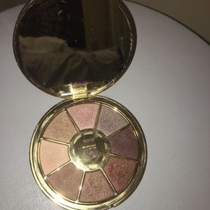 Tarte eyeshadow palette